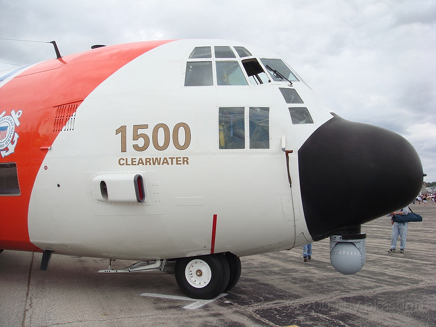 Willow Run Airshow [2009 July 18] 048.JPG - Scenes from the Thunder Over Michigan Air Show at Willow Run Airport